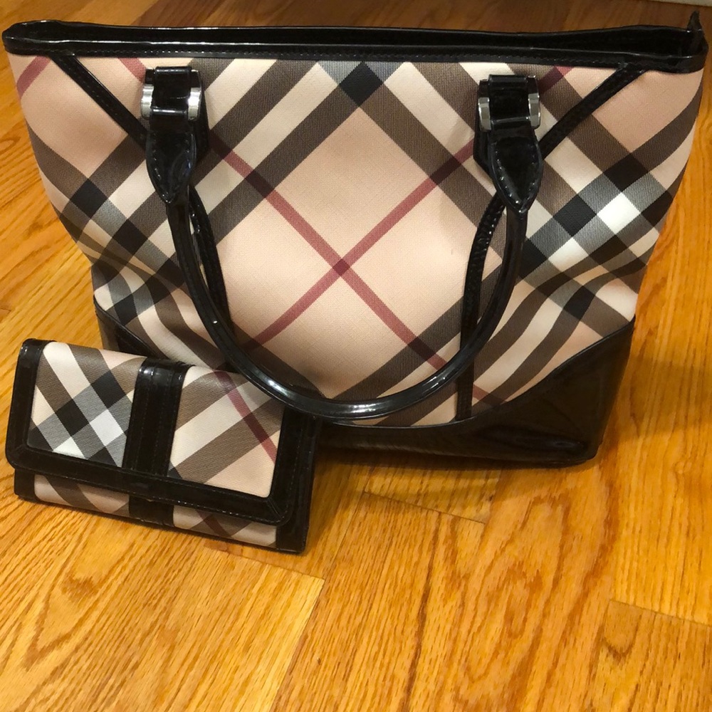 Burberry tote and matching wallet